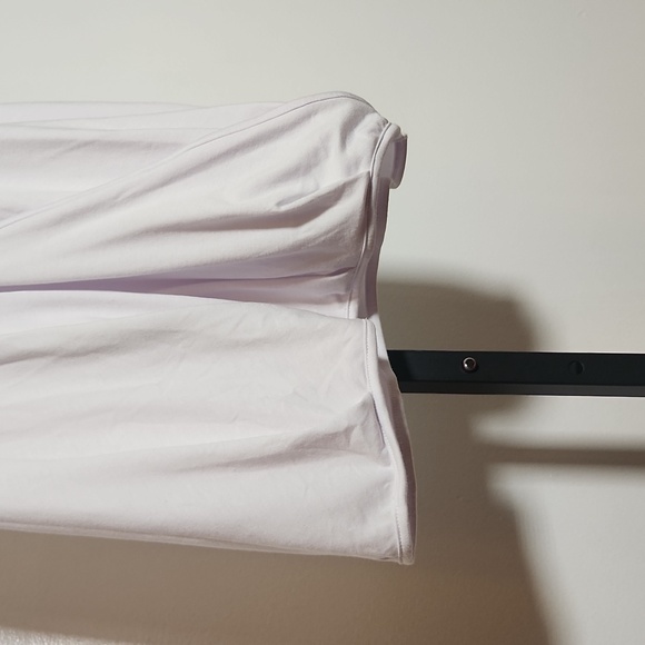 NWT AOKOSOR Women's Deep V Neck Wrap Spaghetti Strap Tank, Size Medium - Picture 8 of 12